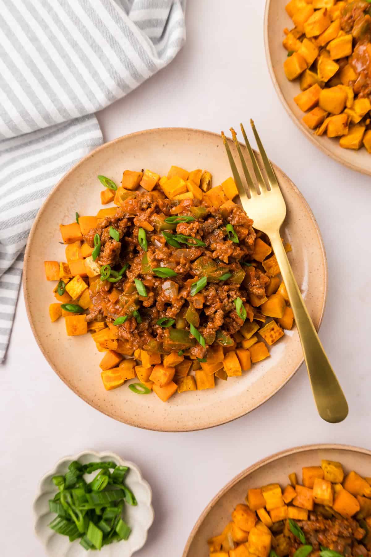 Sloppy Joe Sweet Potato Bowls served in bowls.