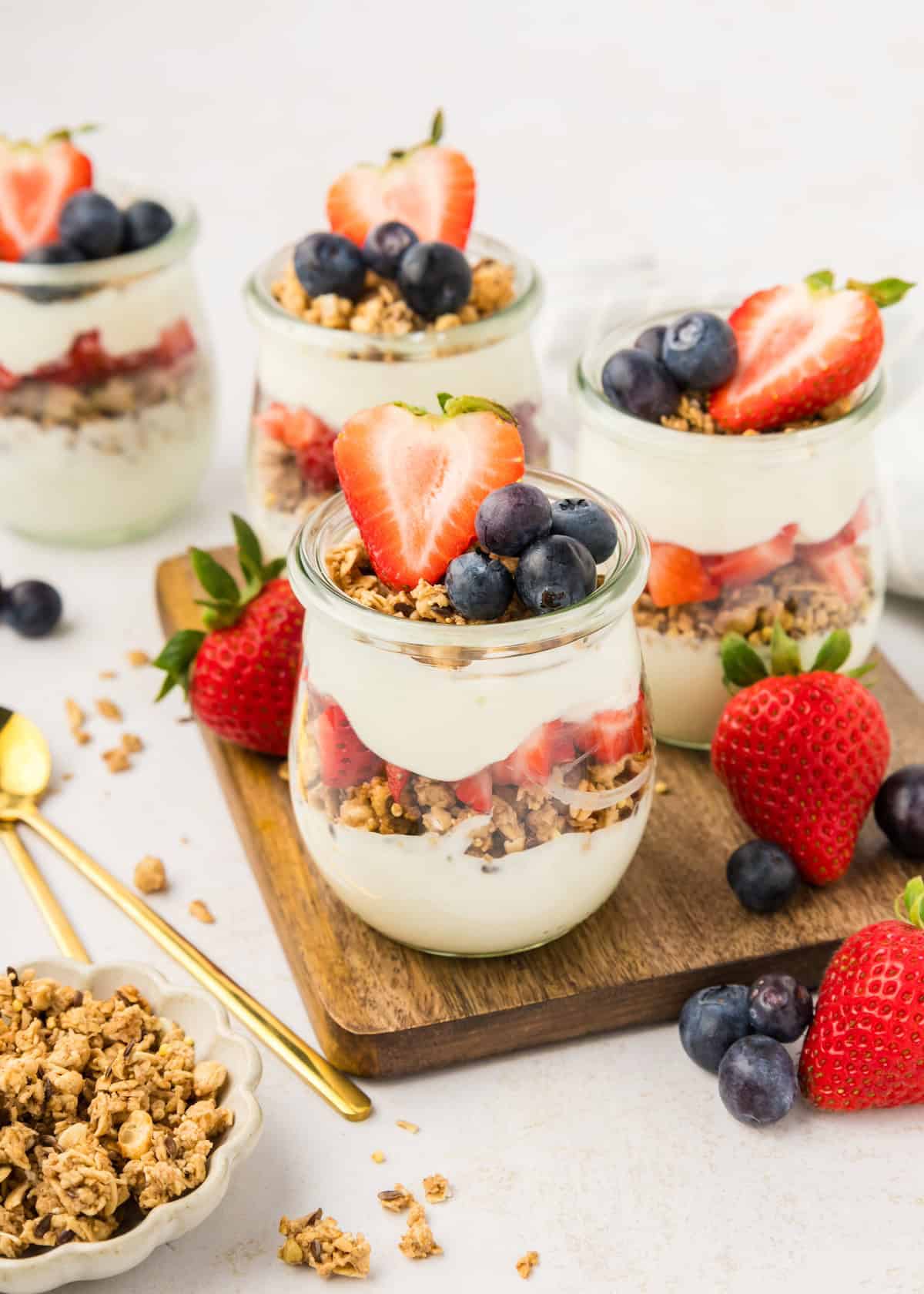 yogurt parfaits in jars